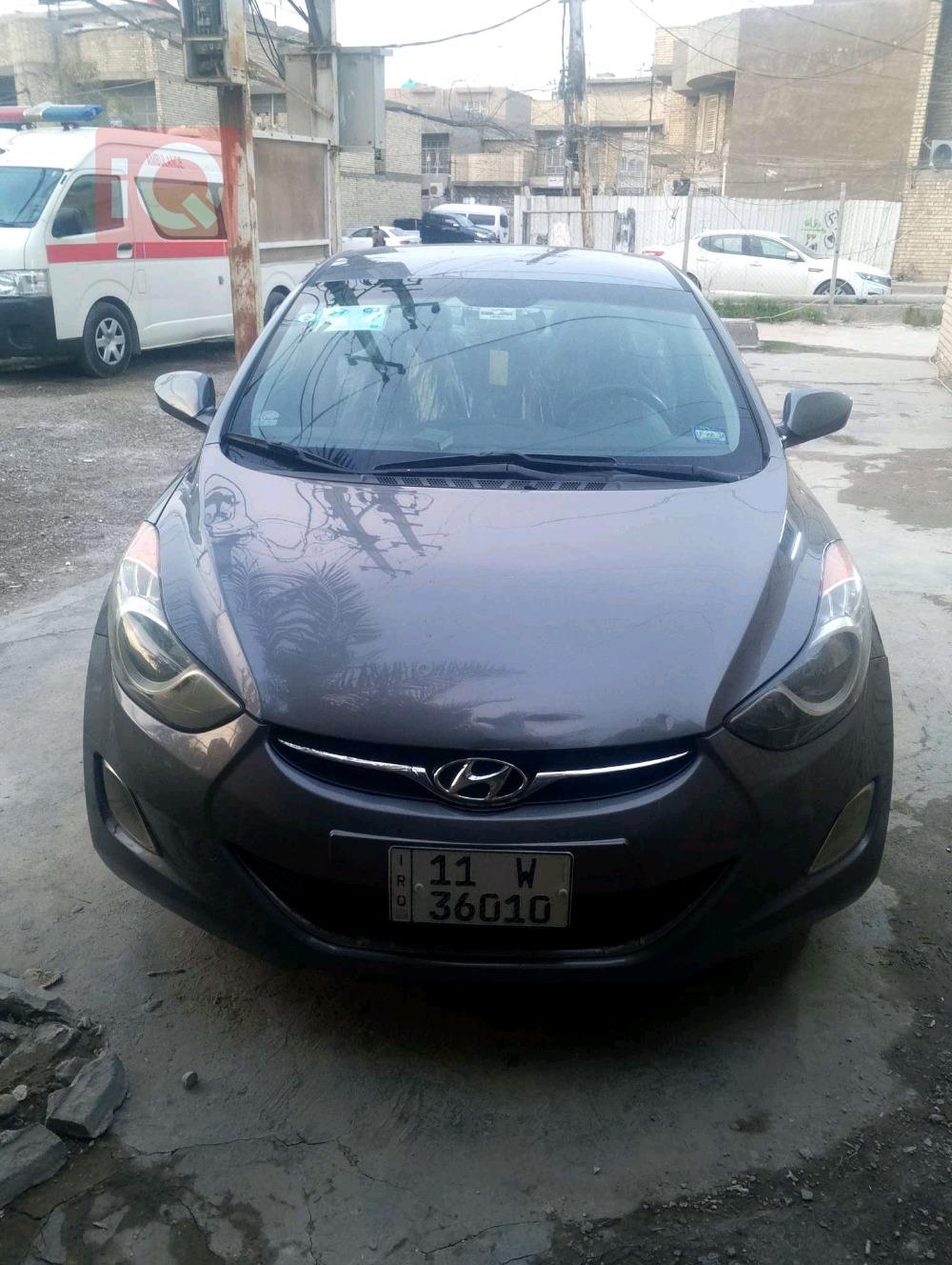 هیوندای ئەلەنترا